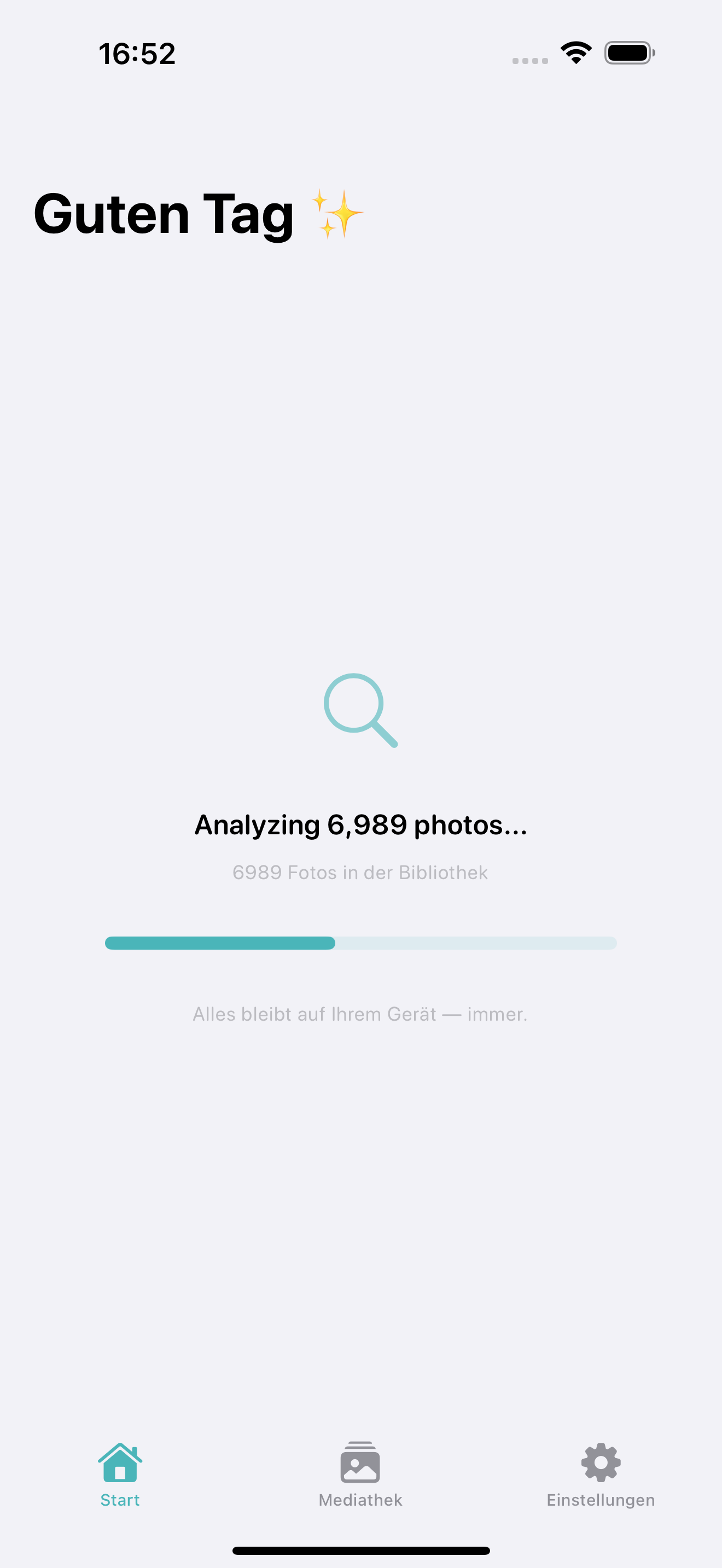 Photo Cleanup scanning your iPhone photo library for duplicates and similar photos