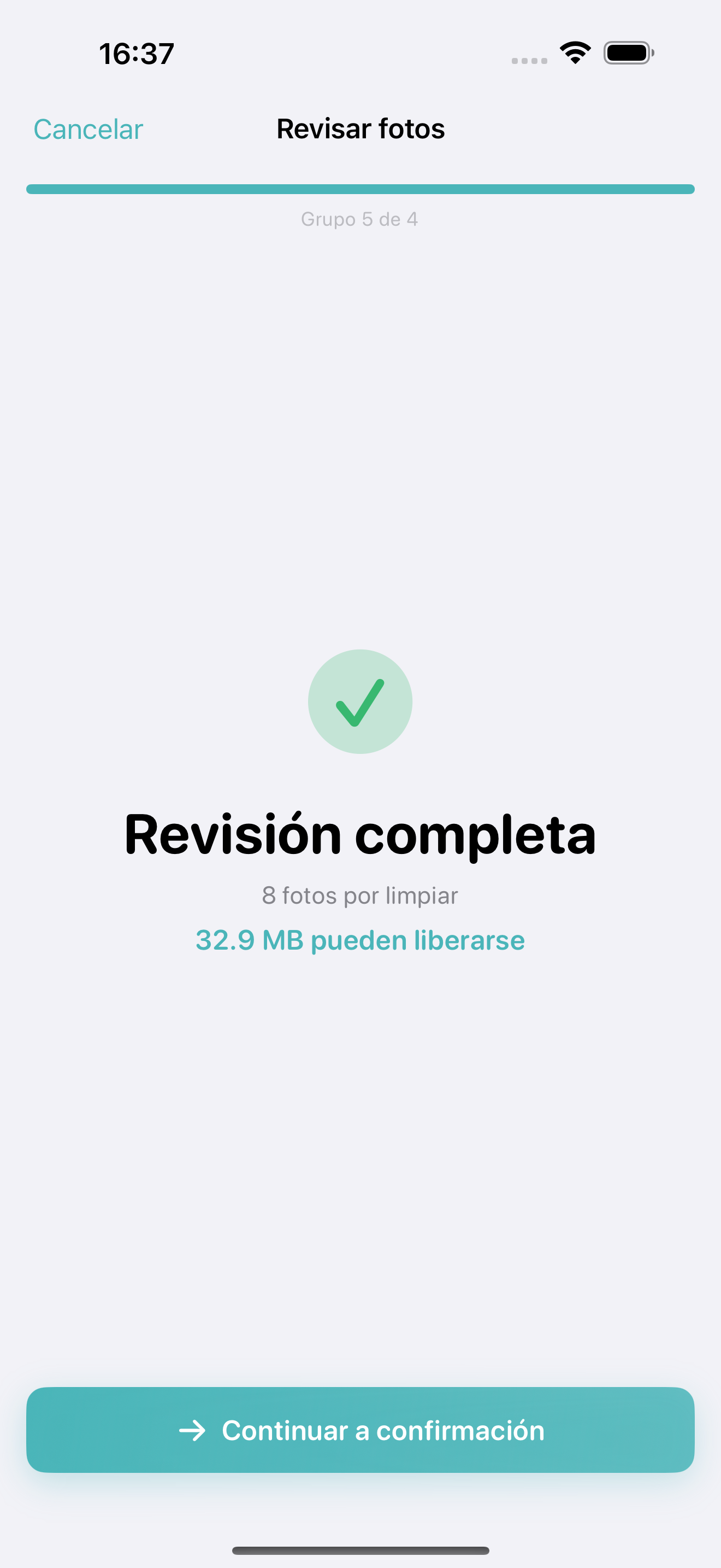 Photo Cleanup confirmation screen with safety messaging and Recently Deleted reminder
