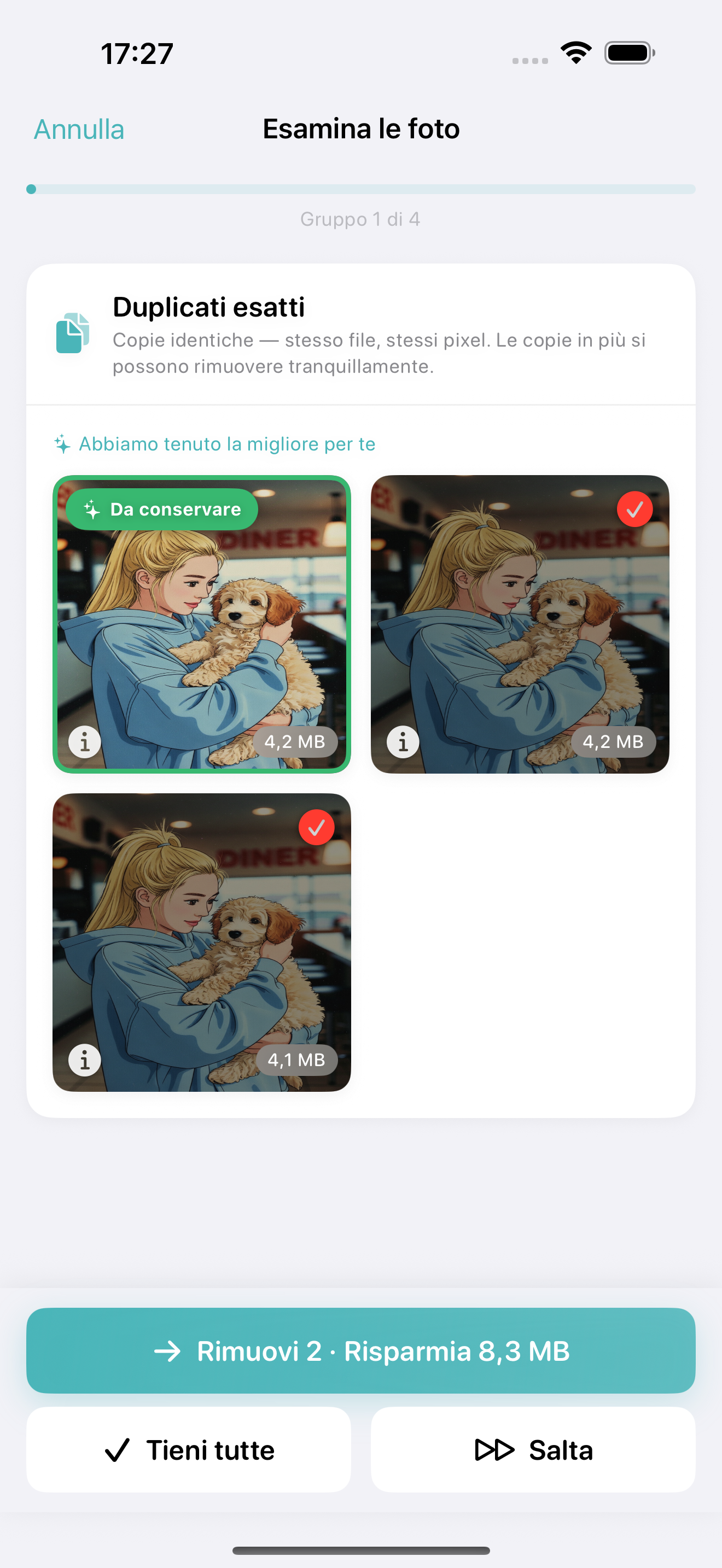 Photo Cleanup review screen comparing similar iPhone photos side by side