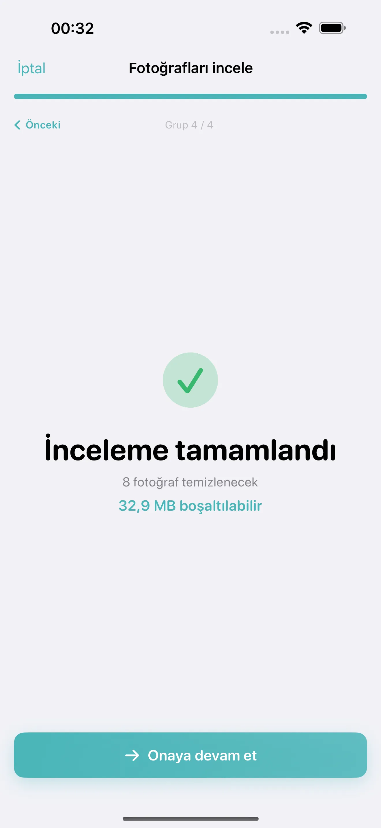 Cleanup confirmation screen with safety messaging and Recently Deleted reminder