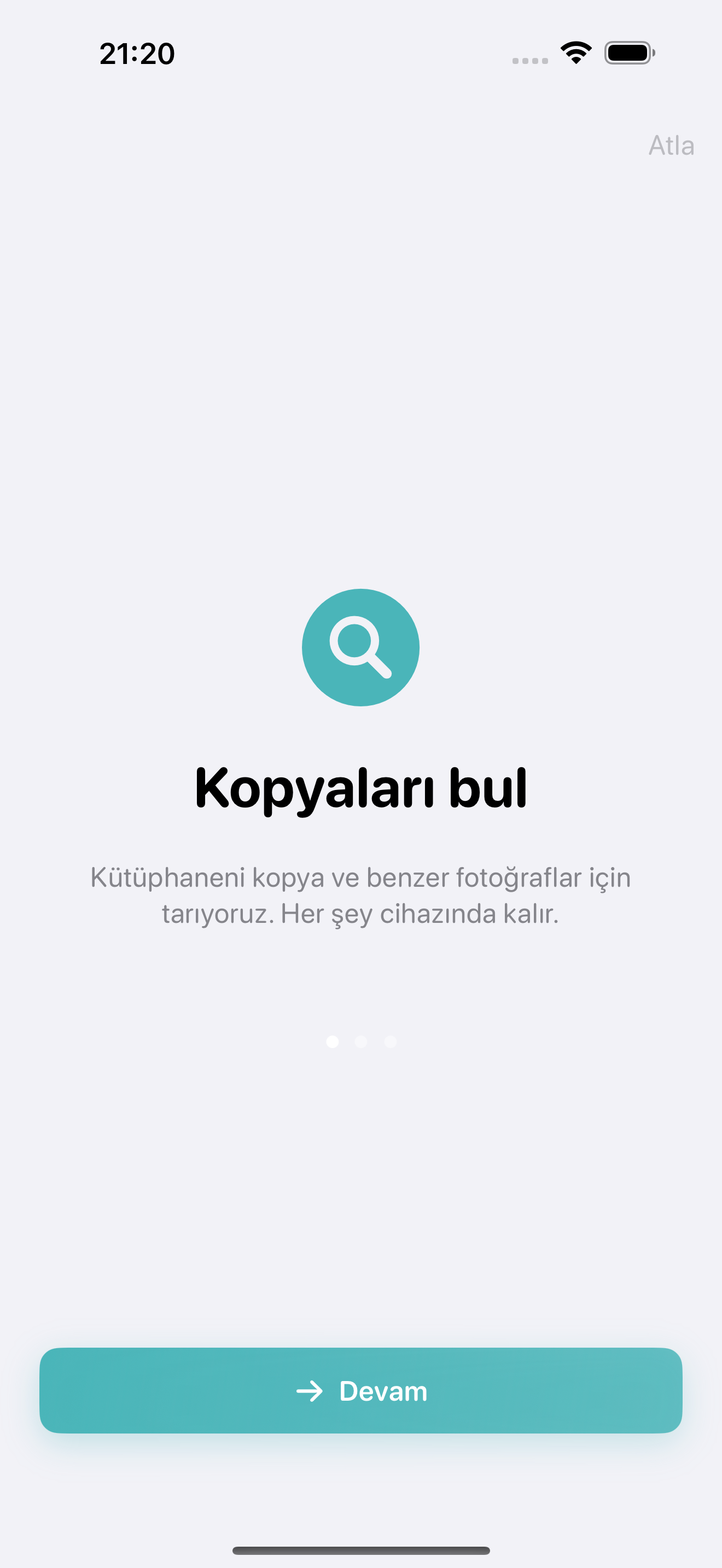 Photo Cleanup onboarding screen welcoming new users to the app